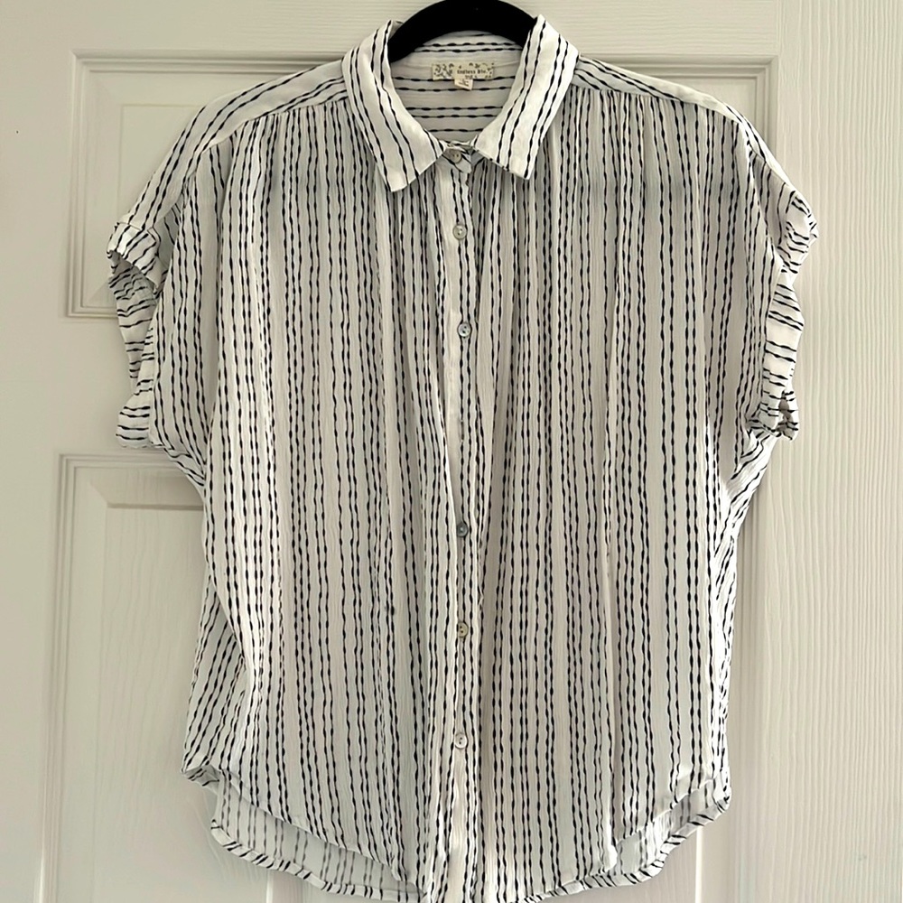 Endless Blu black & white striped blouse! Large